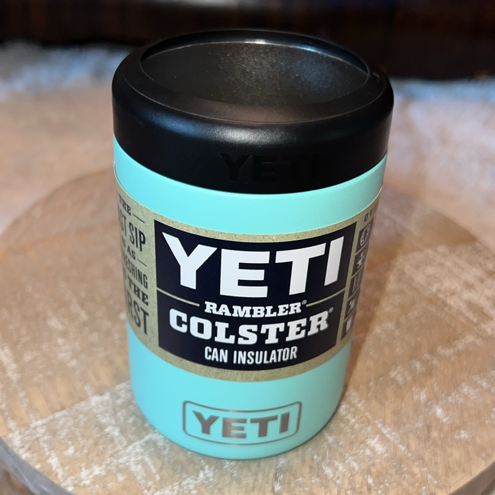 YETI COLSTER CAN INSULATOR - Picture 1 of 4
